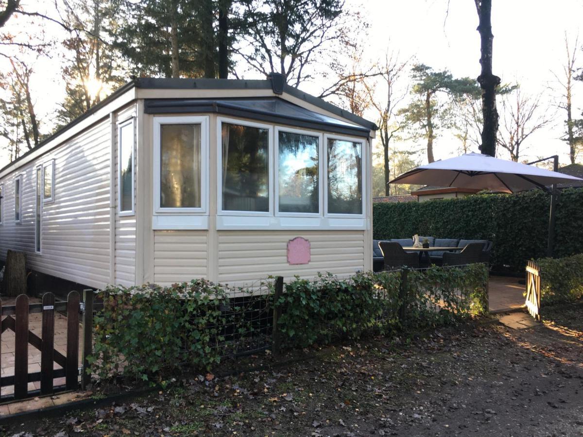 Prachtige Luxe Chalet Op De Veluwe Nabij Хундерло Экстерьер фото